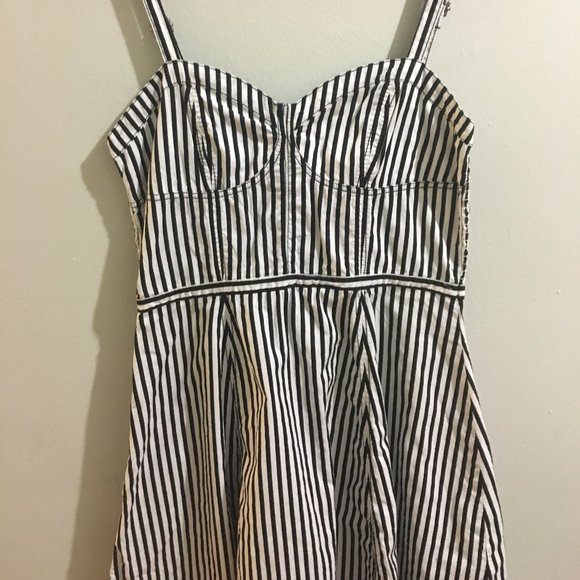 H&M Black & White Short Dress - A-line - Size - 8 - Picture 2 of 7